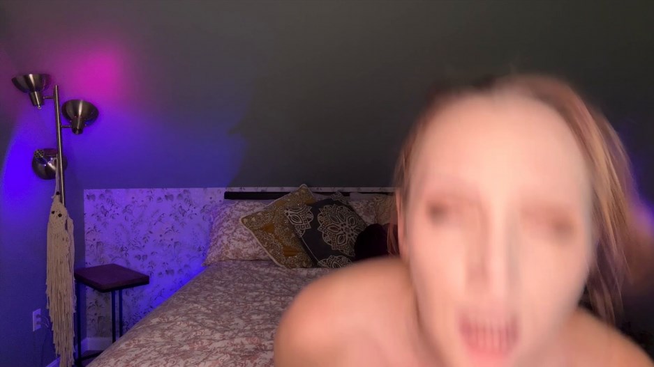 SneezeGoddess – Losing a Topless Boxing Match Turns Me On